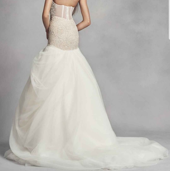 Wedding Dress - Picture 4 of 4